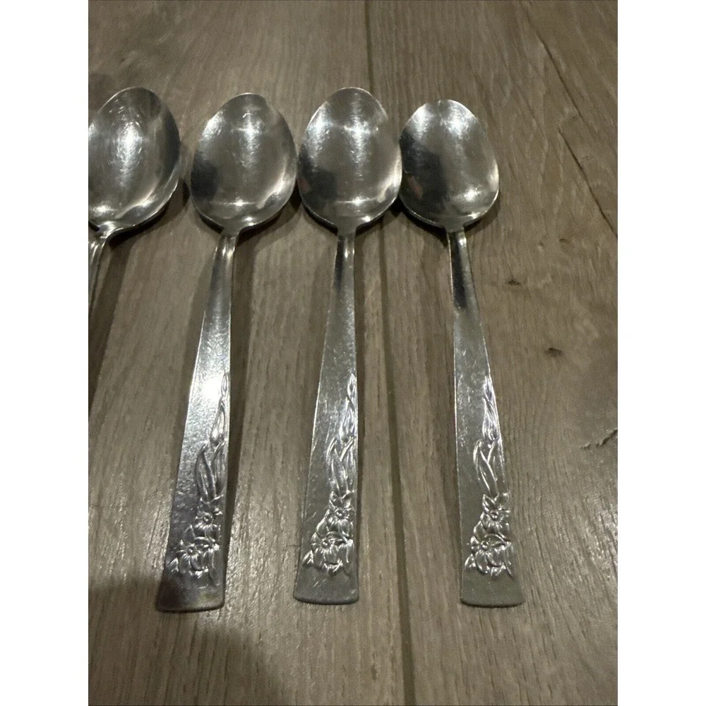 Lot of 6 Oneida COBBLESTONE‎ Stainless Oval Place Soup Spoons 7 1/4